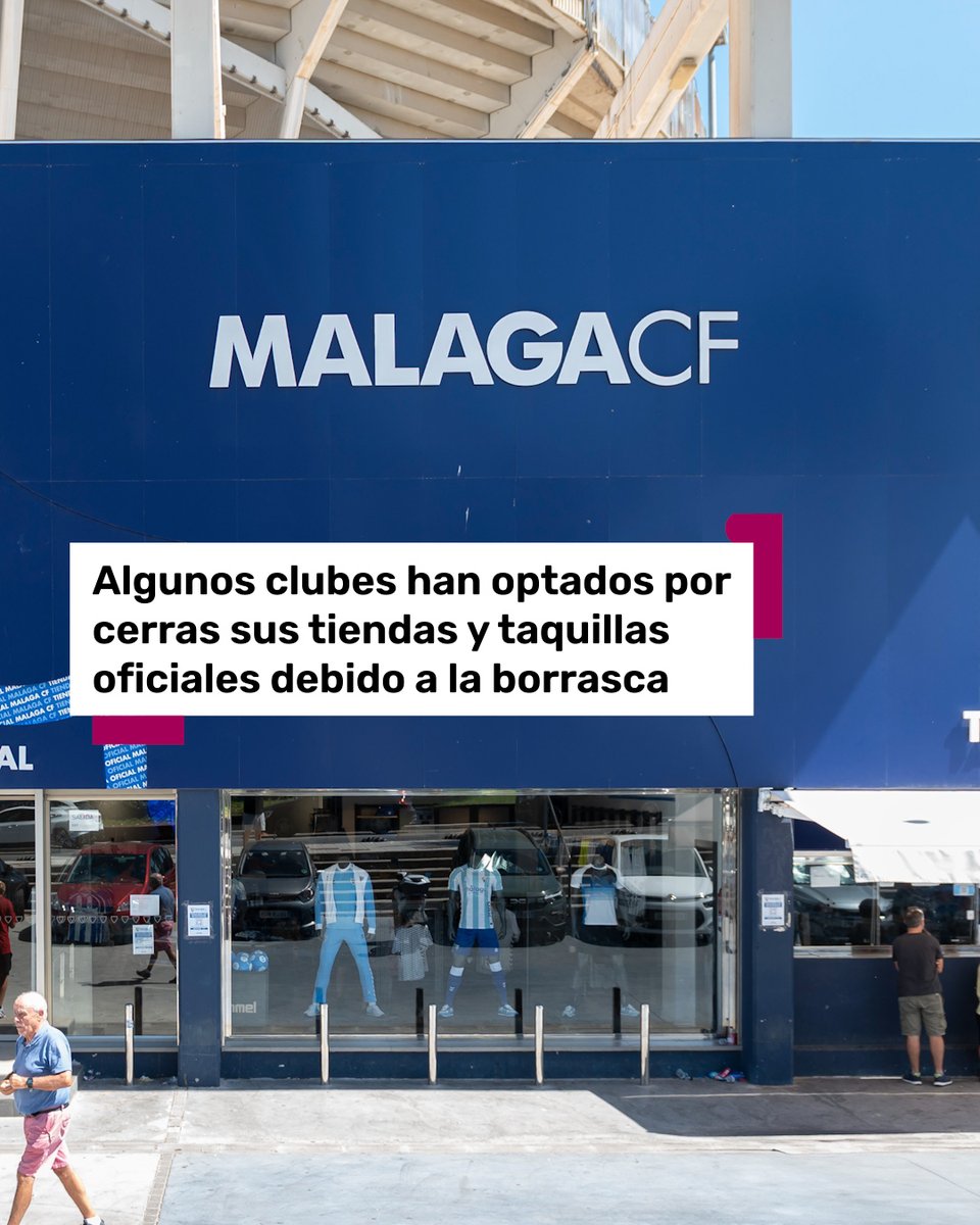 101TVSevilla's tweet image. ⚽🌦️ El temporal de la borrasca Leonardo no impide la actividad en los equipos de fútbol andaluces de las principales categorías.

📲 Más información en 101tv.es 

#Borrasca #Entrenamiento #Futbol