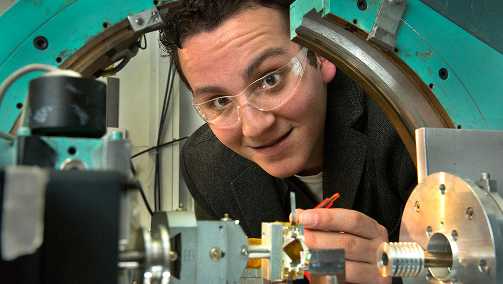 Brookhaven Lab tweet media