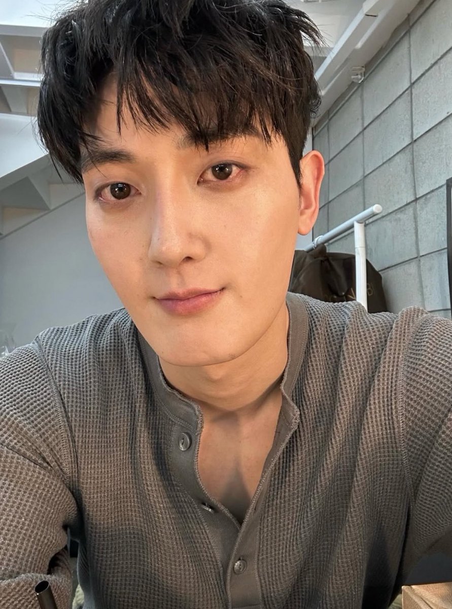 Michelle H. tweet media