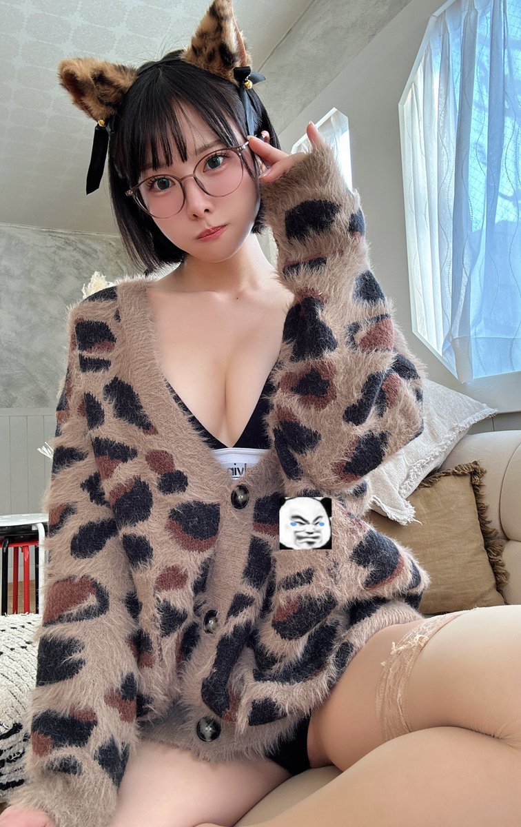 長生まよ🐱🌸さんのエロ画像、2026年02月04日21時18分42秒に投稿