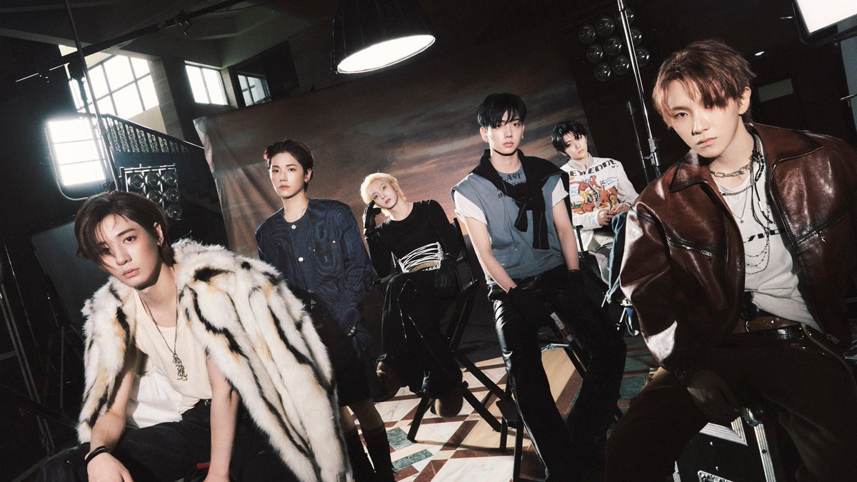 bndchartsmaster's tweet image. BOYNEXTDOOR are the first K-pop group in history to chart on Melon with a live album.