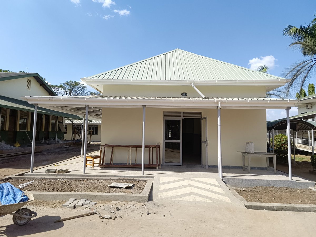 Construction of New Gyneacology Ward at LRRH nears completion
The new  magnificent and state of the art Gyneacology/Obstetric fistula ward being constructed at Lira Regional Refferal Hospital has reached 90 percent completion, awaiting official  handover end of February 2026.