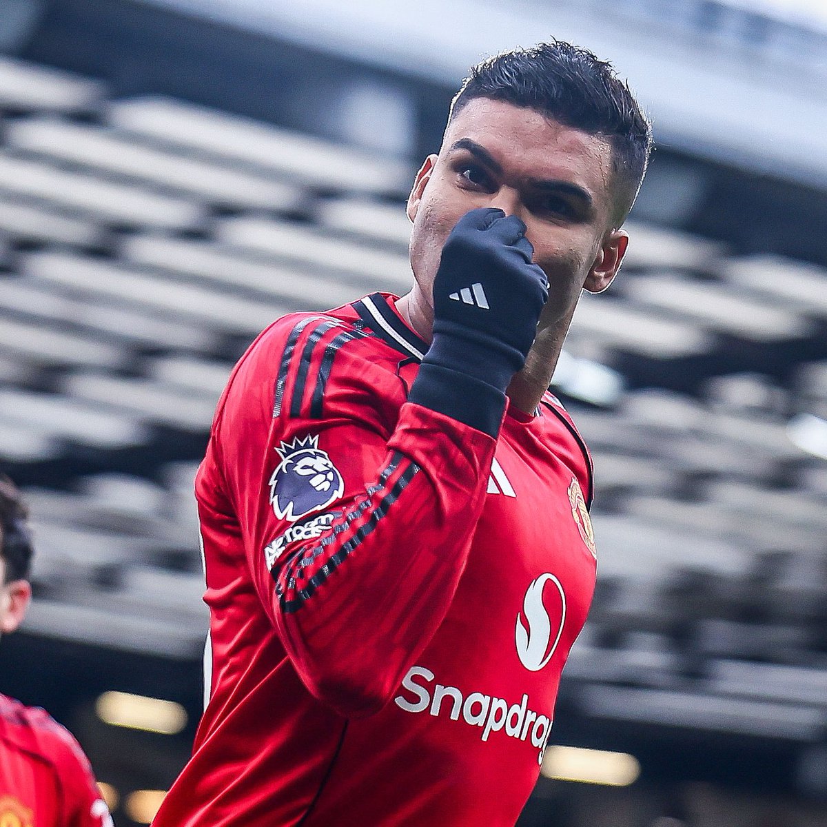 centregoals's tweet image. 🚨🚨| BREAKING: Casemiro has been named Premier League Player of the Week. 🔴🏅

[@centredevils]