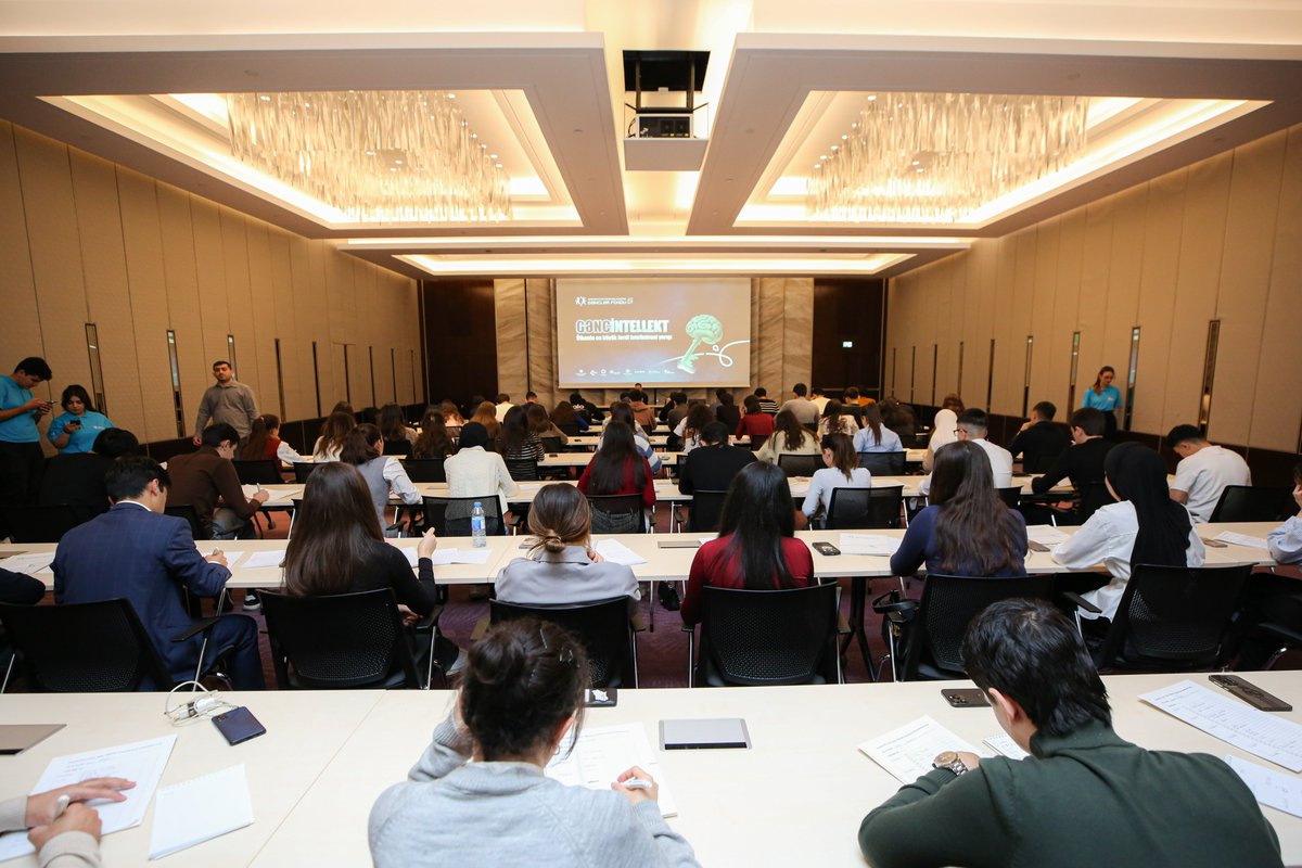 konullu_aze's tweet image. Azərbaycan Respublikasının Gənclər Fondu tərəfindən Azərbaycan Gəncləri Gününə həsr olunmuş silsilə tədbirlər çərçivəsində ölkənin ən böyük fərdi intellektual yarışı “GəncİNTELLEKT” təşkil olunub.

#AzGF #GəncİNTELLEKT #GənclərGünü2026 #Gənclərləgənclərüçün
#GənclərFondu15il