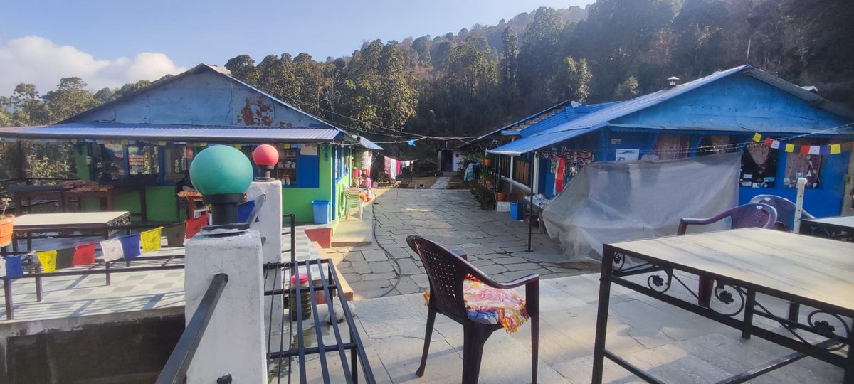 DelightsTrek's tweet photo. “The Poon Hill and Khopra route trek offers a beautiful mix of classic viewpoints and quieter high trails, with wide views of the Annapurna and Dhaulagiri ranges along the way." https://t.co/aCl1ASQ4Su