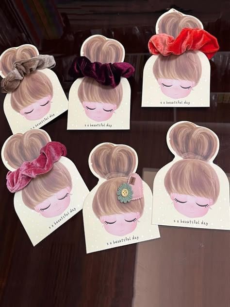 purplejurnal's tweet photo. wedding souvenir reference 

a thread https://t.co/OHD6CLNmeK