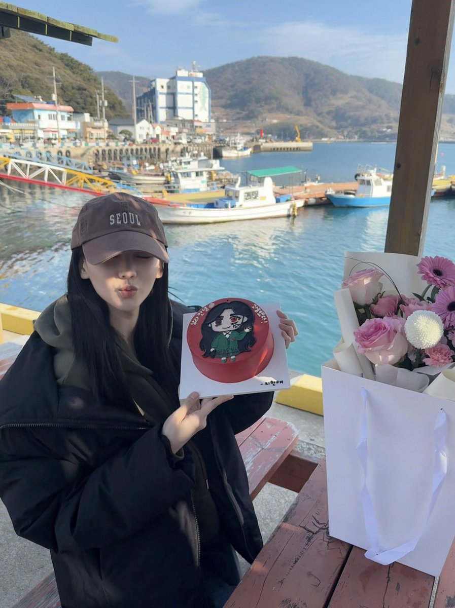 chong2sn's tweet photo. Yihyun wrapped filming today!🥹Filming should end in the upcoming days.#Yihyun #AllOfUsAreDead #Aouad2 https://t.co/XpPKdX0jXZ