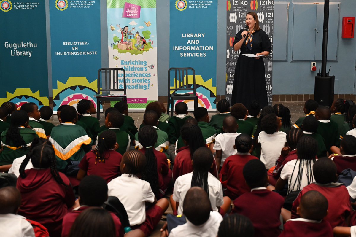 📚✨ Today, I had the absolute joy of reading aloud to young learners as we celebrated #WorldReadAloudDay at the Iziko Museum of South Africa.

Together with Mayor <a href="/geordinhl/">Geordin Hill-Lewis</a>, we brought stories to life under the theme “Magic at the Museum”.💙

Read more: bit.ly/4acQanI