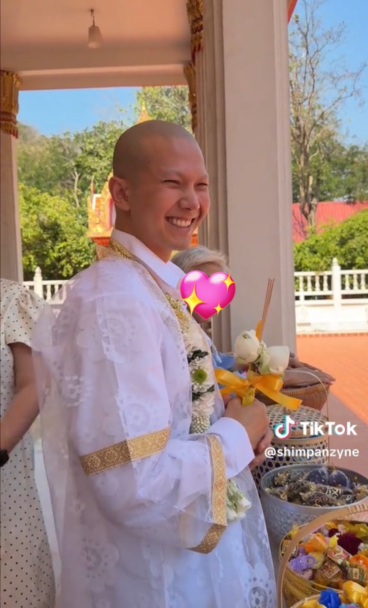 คือโกนหัวยังดูดีมีอยู่จริง….. เครื่องหน้าก็เริ่ดเกินนน  👏