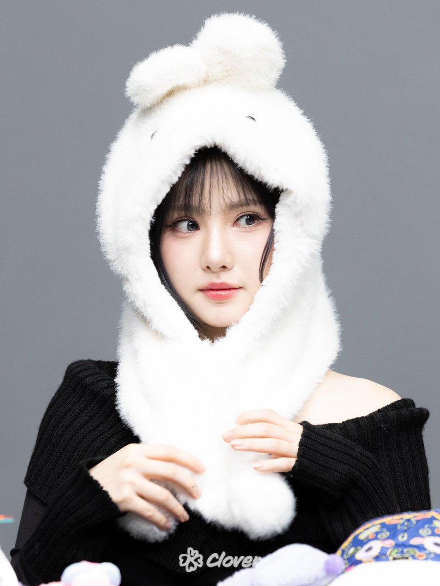 Clover_eunhao's tweet image. 260201
#EUNHA #VIVIZ #은하 #비비지