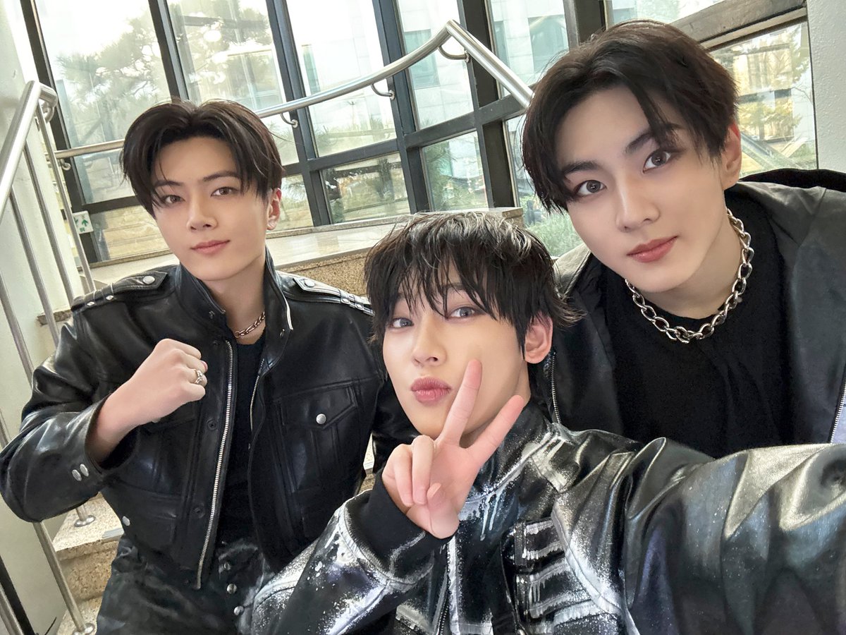 ENHYPEN_members's tweet image. ⛓️

#ENHYPEN #EN_Knife
#BigGirlsDontCry
#THE_SIN_VANISH