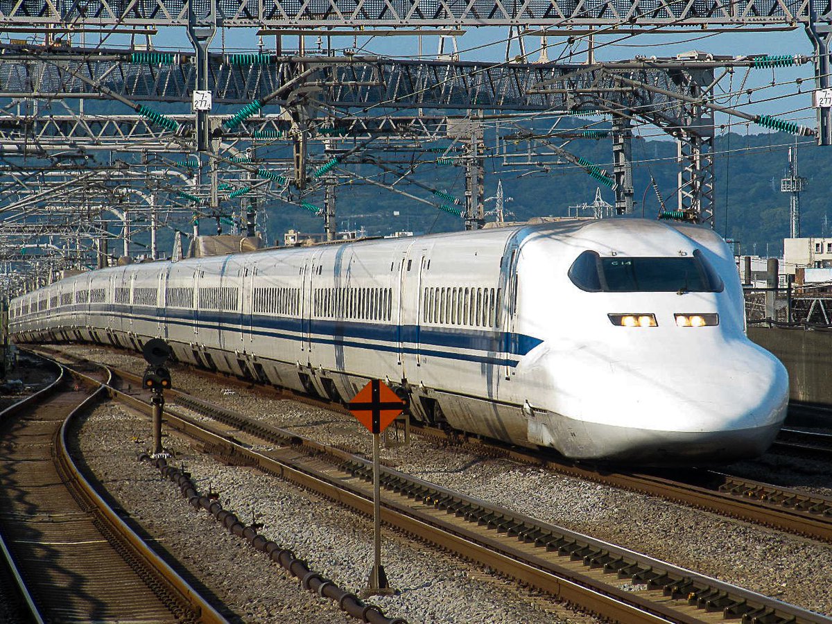 JR東海管内で撮る幹ﾊｶ700系C14編成とB1編成