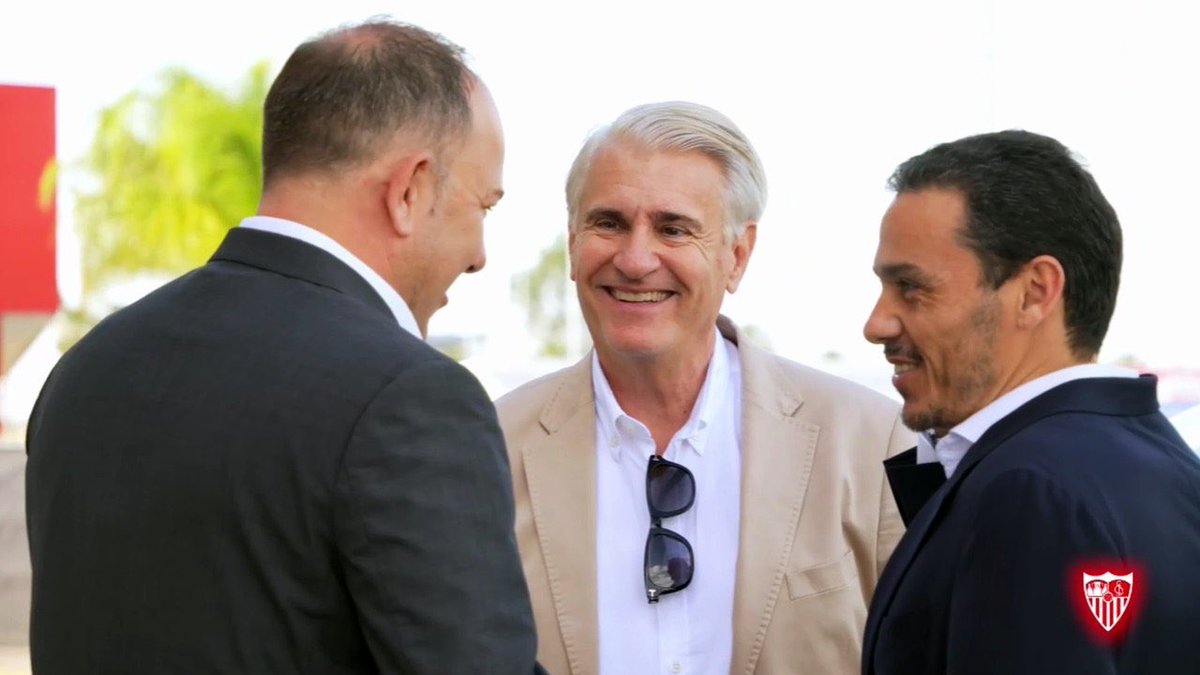 GonzaloTortosa's tweet image. 🔴⚪️🚨 Antonio Cordón: 

“Sé que ha calado mucho mi frase de estar alegres”

“Más que estar alegres es tener una energía positiva” 

“Nuestra idea es devolver ese positivismo y trabajamos para eso cada día” 

@elchiringuitotv