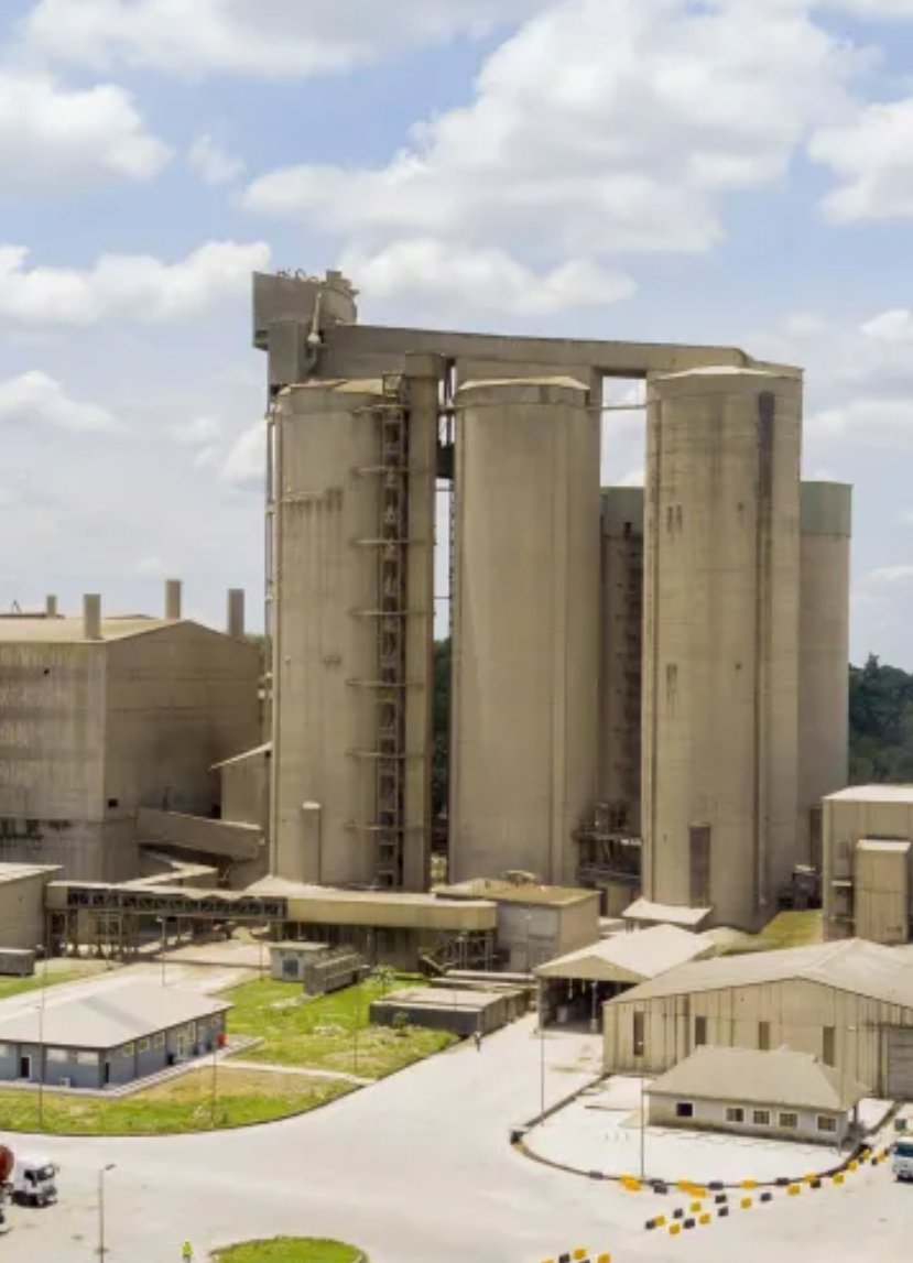 ibXteve's tweet photo. Take it or leave it.  NIGERIA  is very industrious,  .... remember to build the future we need companies like these . They play a crucial role in infrastructure. Take that leap today and invest. Thank me later. Peace. https://t.co/obh9vZE7tC