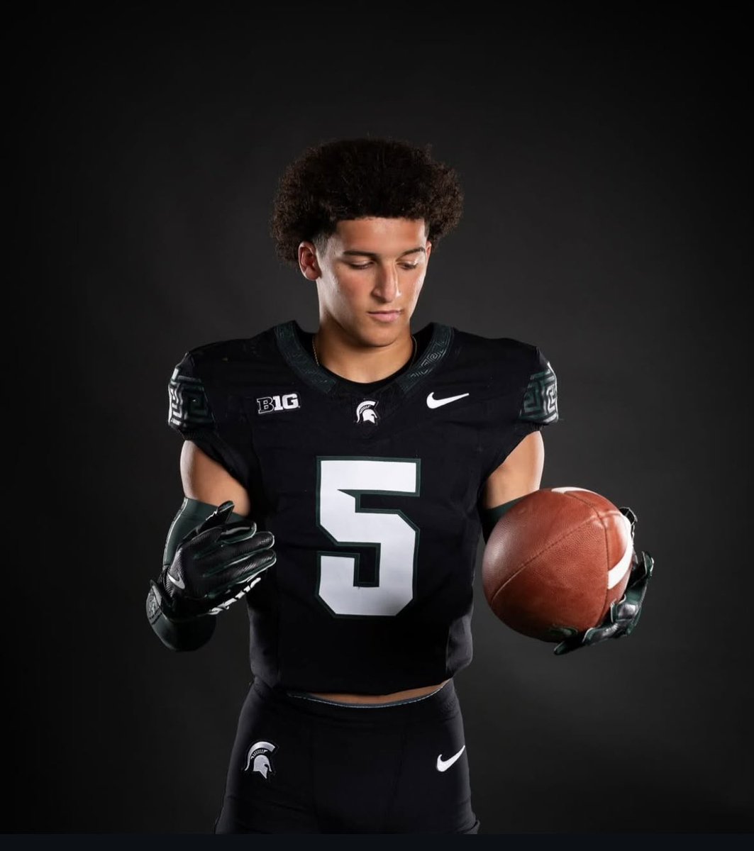 Corey Robinson tweet media