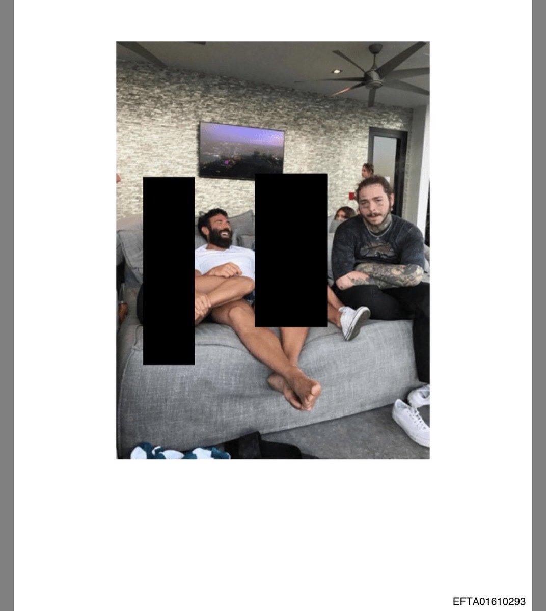 kiyashaber826's tweet photo. Dan Bilzerian'ın 2018'de paylaştığı bir fotoğrafın da Epstein belgeleri arasında olduğu ortaya çıktı. https://t.co/CuaEPOuio0