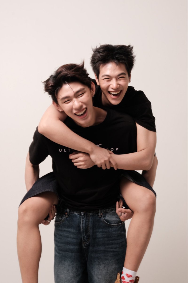 UltimateTroop tweet media