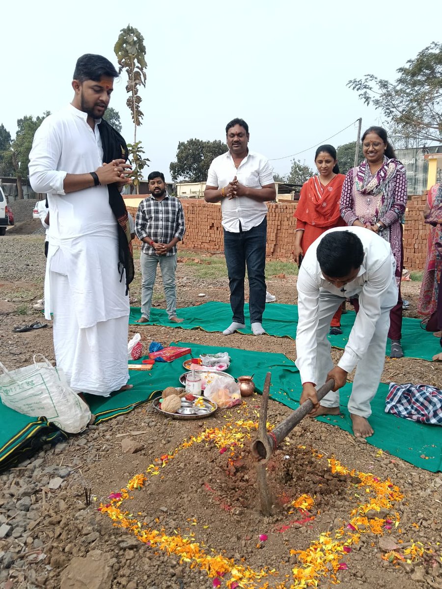 આંગણવાડી ખાતમુહુર્તની ઝલક
<a href="/WCDGujarat/">Women & Child Development, Govt of Gujarat</a> 
<a href="/collectorvalsad/">Collector Valsad</a> 
<a href="/DDO_VALSAD/">DDO Valsad</a> 
<a href="/InfoValsadGoG/">Info Valsad GoG</a>