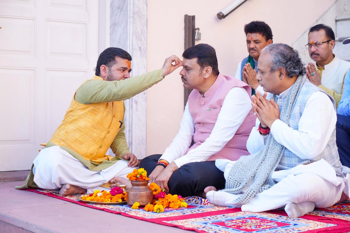 Devendra Fadnavis tweet media