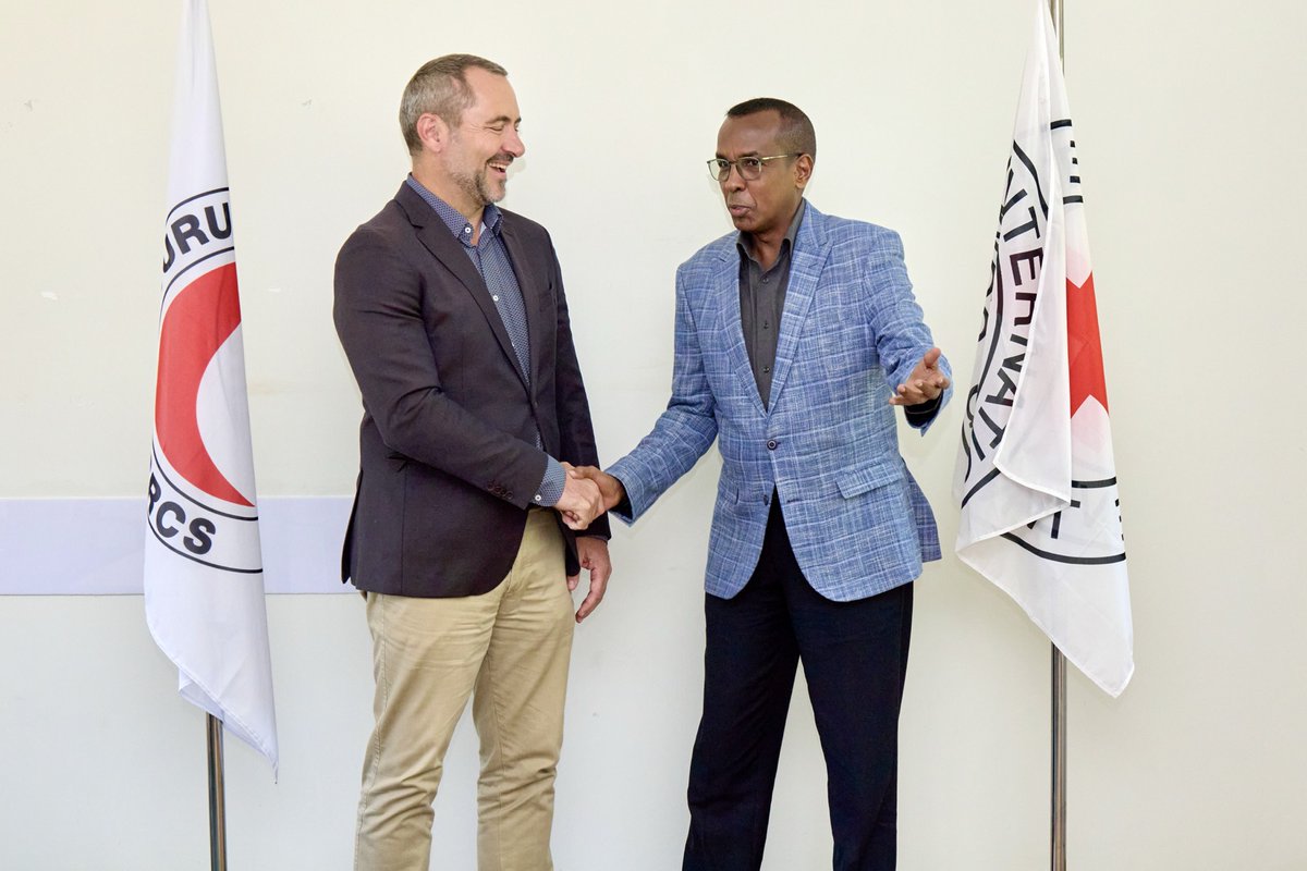We signed and renewed today our long and solid partnership agreements between <a href="/ICRC/">ICRC</a> (#LaanqayrtaCas) &amp; the Somali Red Crescent (#BishaCas) aimed at ensuring continued neutral &amp; impartial humanitarian assistance to those who need it the most in #Somalia.