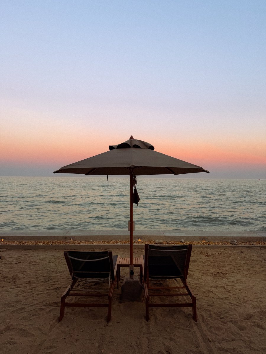 bjauntanywhere's tweet image. ทะเลหัวหินวันนี้