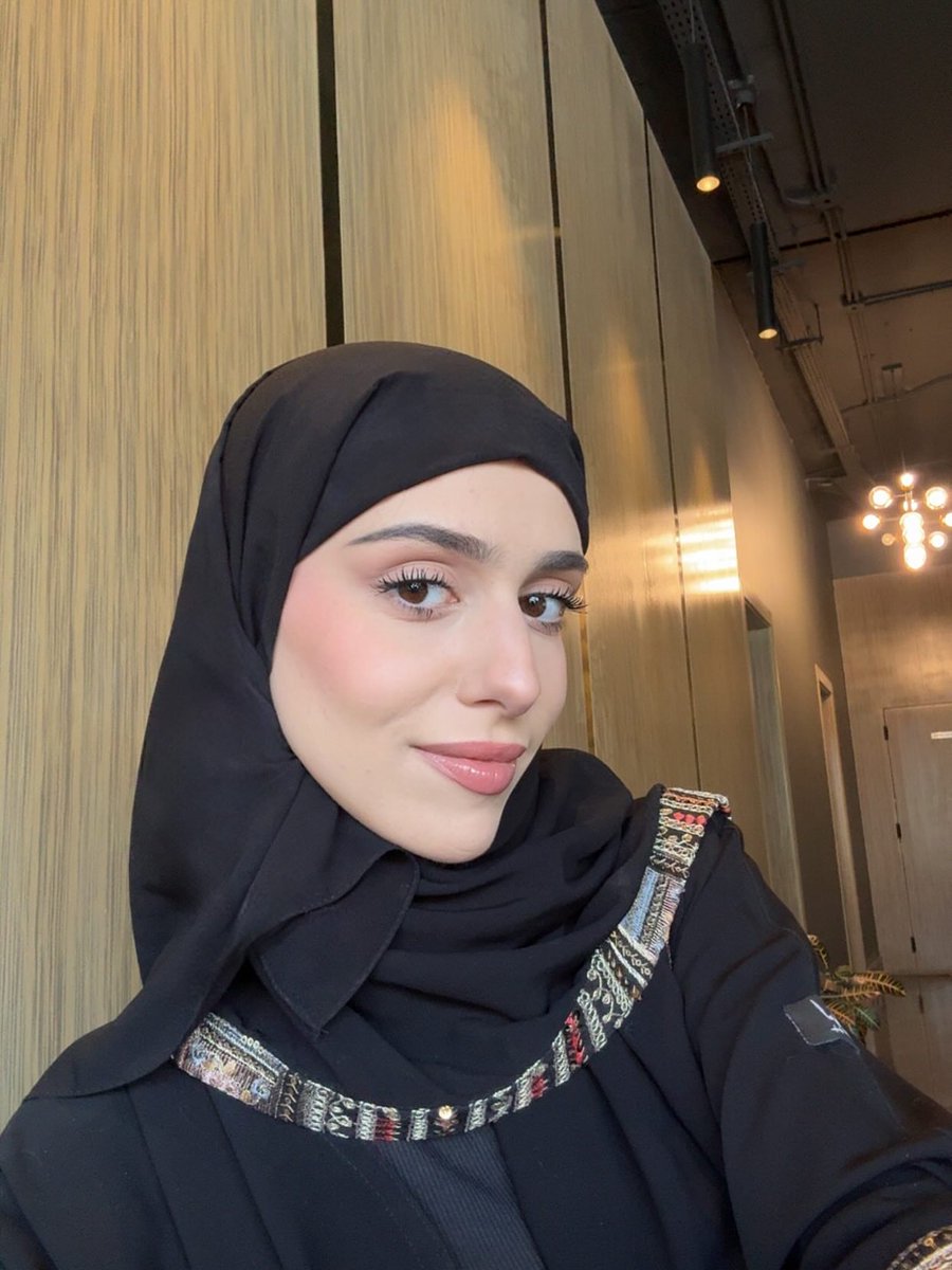 m_2t33's tweet photo. جمال وتكامل المحجبات ولا غلطة🙊

عينك على جمال ملامحهم وتفاصيلهم🫦

بدون استعراض وبلبسهم الواسع شفايفهم وعيونهم اخذو عقلك🔥

اسماء السياري\ريناد\نيلوه\اسراء✨ https://t.co/tvNHiINxbK