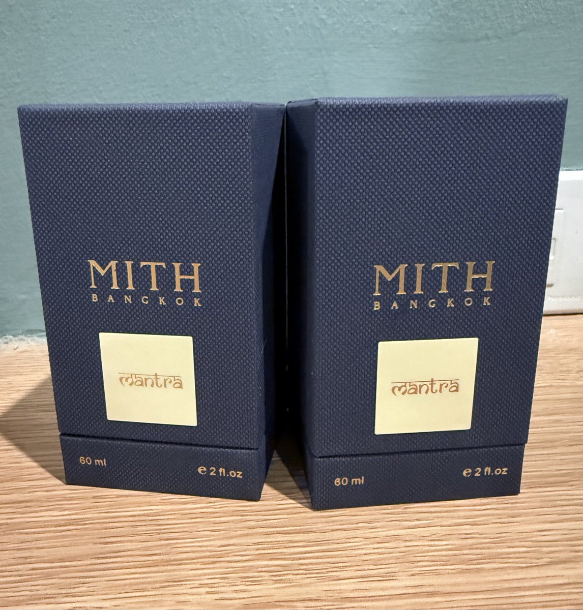 evawwii_npnsk's tweet photo. เนื่องจากกนปได้ไปแฟชั่นวีค🥳
แจกน้ำหอม MITH กลิ่นมนตราให้ 2 คนค่า 
รีไว้ได้เลยค่ะ เดี๋ยวพรุ่งนี้4ทุ่มมาสุ่ม🥺

#KengNamping #nampingster #KengHarit https://t.co/DIb2y0yFyE