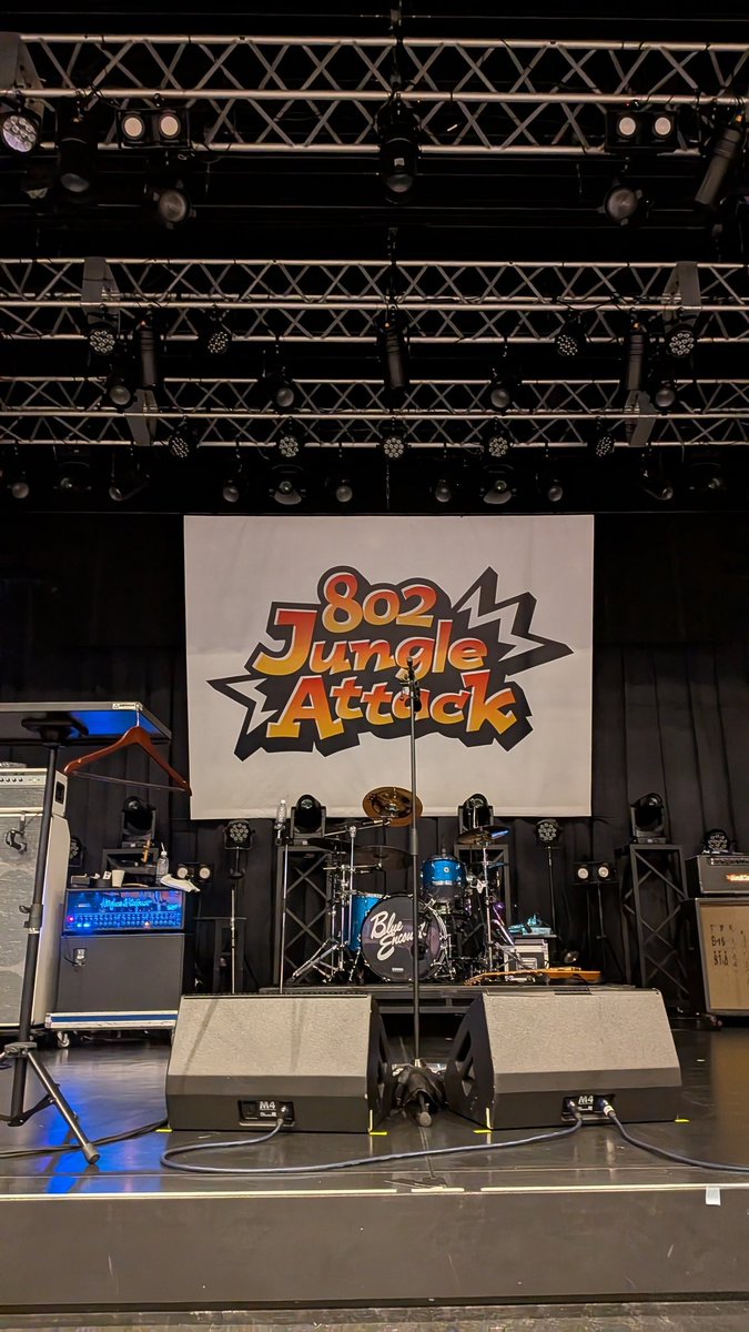Raimu__0706's tweet photo. 802 Jungle Attack Vol.9終了!
w.o.d.もBLUE ENCOUNTも熱いライブで最高すぎた🔥
ブルエンの時にたくさん声出せたし歌えたの嬉しかった!
最高をありがとう✨️
#JungleAttack
#ジャングルアタック
#ダブリューオーディー
#BLUEENCOUNT https://t.co/Db08SFUrcM