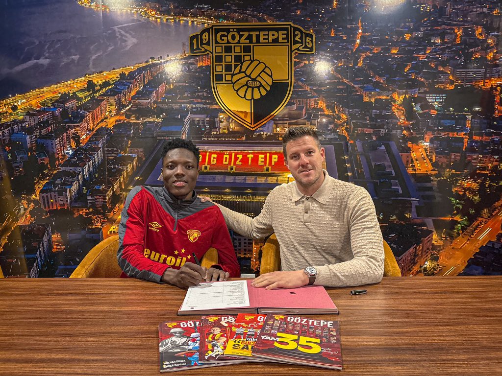 Musah Mohammed, kendisini 1 yıl kulüp opsiyonlu 3,5 + 1 yıllığına sarı-kırmızılı renklerimize bağlayan sözleşmeye imza attı.

Sportif Direktörümüz Ivan Mance, transferle ilgili değerlendirmelerde bulundu:

“Musah, uzun süredir takip ettiğimiz bir oyuncuydu ve kendisini takımımıza