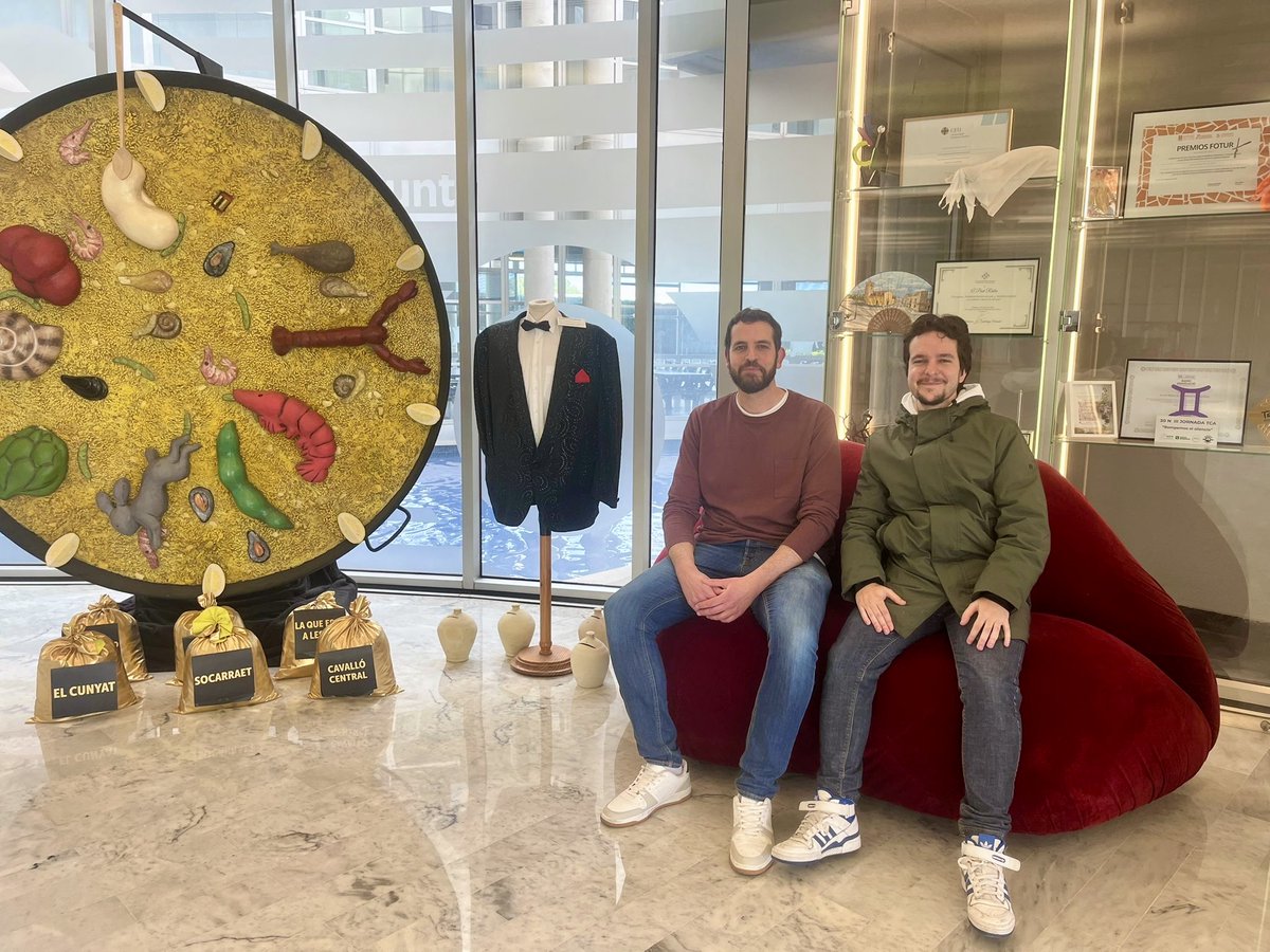 De visita en #Valencia para presentar nuestras novedades musicales a varias productoras. Moltes gràcies <a href="/apunt_media/">À Punt</a> per la vostra hospitalitat! #musica #producción #audiovisual