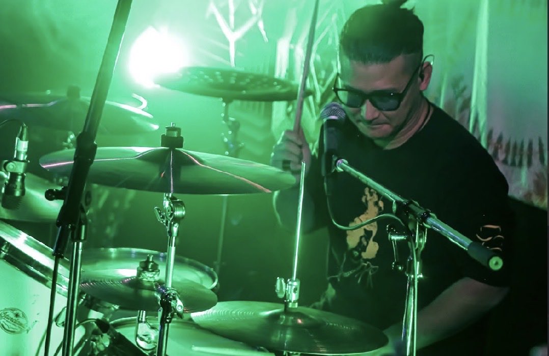 thisismyfirst tweet media