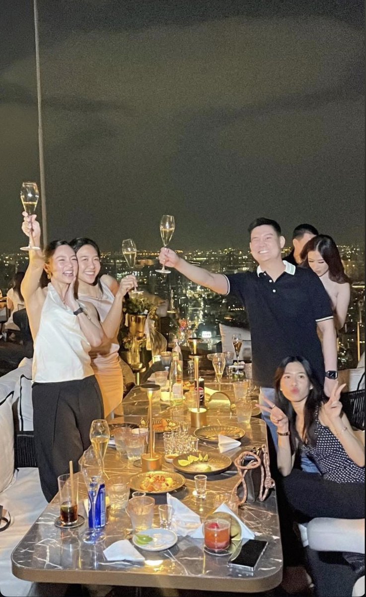 mitchaycb019's tweet image. Cheers Kimmy!

Nakauwi ka na ba? 😁