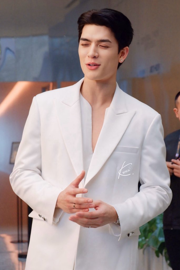 kmine85's tweet image. เฮลมีพลีสสส~~~ 🫠🫠🫠🫠

#JossxGoldfieldAndBanks
#goldfieldandbanks