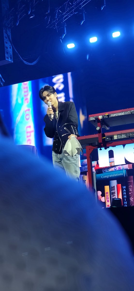 Really worth every ringgit that came out of my wallet😭😭

#DAY6 #DAY6inKL #TheDECADEinKL