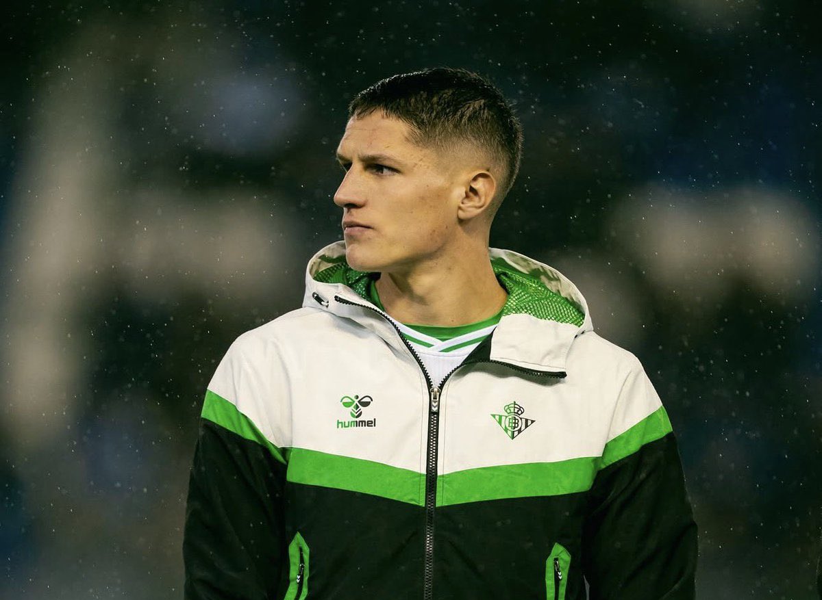FabrizioRomano's tweet image. 🚨🟡🔴 Galatasaray are in talks with Real Betis to sign Sergi Altimira.

Negotiations ongoing, not easy as Real Betis turned down already three bids in January for the midfielder.