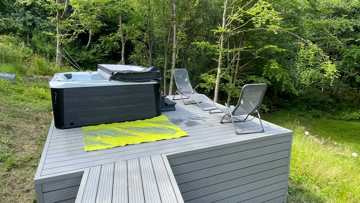 #HotTub #SwimSpa #OutdoorLiving #BackyardWellness #LuxuryOutdoors #HomeUpgrade #GardenLiving 
If your thinking of a swim spa or hot tub to your outdoor space and you would like to discuss 
Contact us -
Web - hgspaces.co.uk/gazebos
Email - info@hgspaces.co.uk
Call - 07584626911