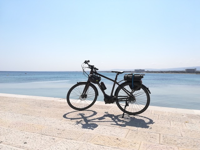 If you love coastal views, Italian charm and slow travel… #Monopoli should be on your list 🇮🇹✨ Explore it the local way, on two wheels with Baja Bikes! 🚴‍♂️

bajabikes.eu/en/monopoli-bi…