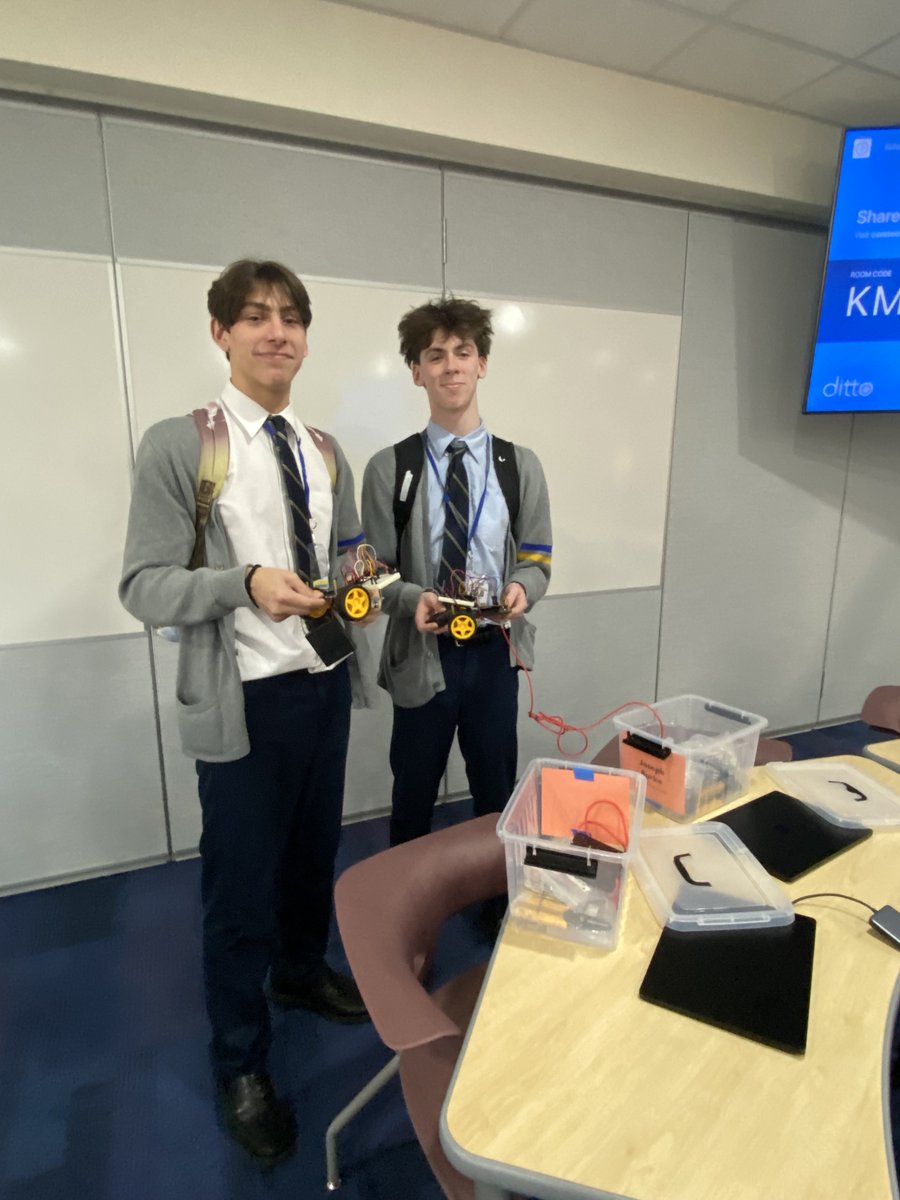 KbergBoysHoops's tweet photo. Engineering students by day. Basketball players by night. Kellenberg Basketball: the student-athlete standard. https://t.co/66T9Y228FV