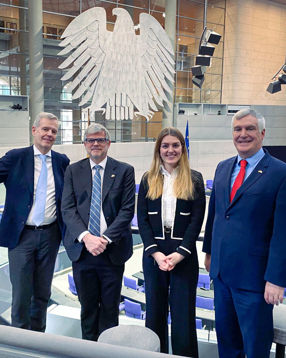 US-Botschaft Berlin tweet media