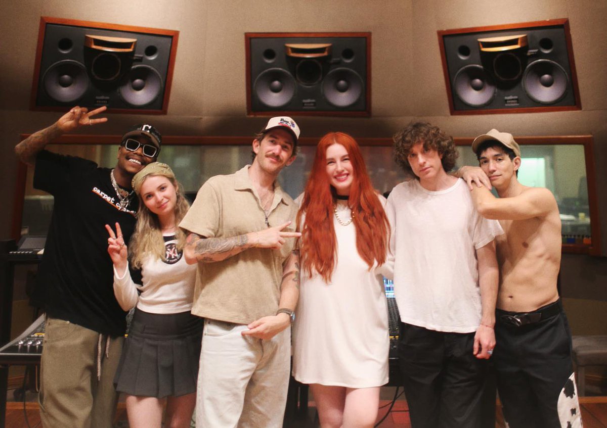 Victoria Records tweet media