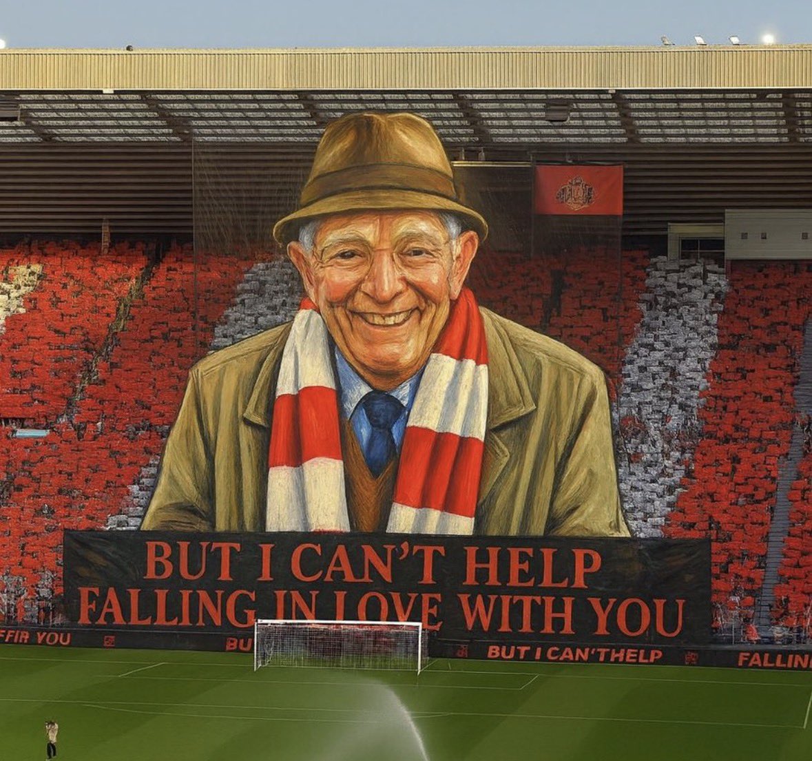 As much as these are wonderful pictures &amp; ideas… Please believe me George would box our lugs in if it happened
We had many conversations about how expensive these are &amp; how the money would be best put to local charities  that struggle
Im sure something fitting will happen ❤️