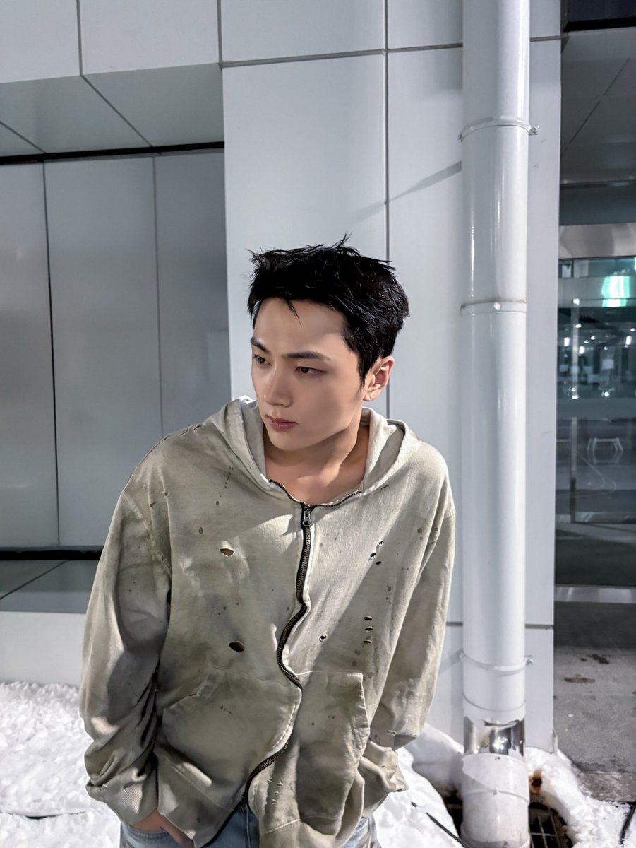 쫑무새... tweet media