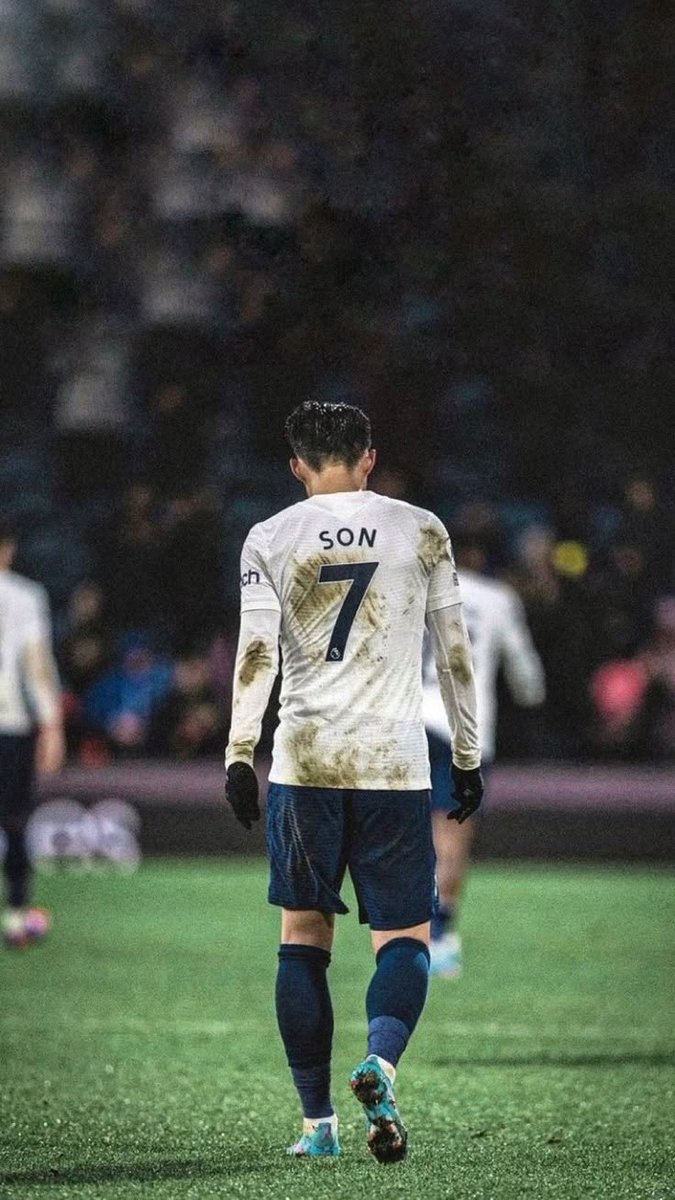 Padre_Obi's tweet photo. 🧠🔥 PREMIER LEAGUE TRIVIA 

1️⃣ Which player has the HIGHEST xG overperformance this season? 📊⚽

A) Son Heung-min 🌟
B) Erling Haaland 🤖
C) Ollie Watkins 🏹
D) Mohamed Salah 👑

👇 Reply with your pick!
#PremierLeague #EPL #PLTrivia https://t.co/wlMCP539su