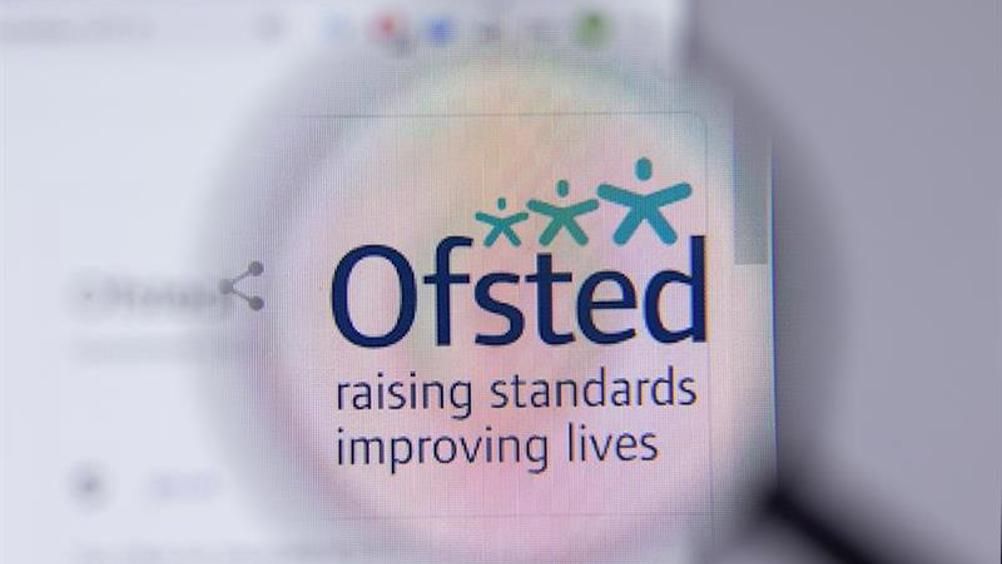 HeadteacherNews's tweet photo. The first 43 primary school reports from new #Ofsted inspections offer key insights: 
• Rise of Expected Standard
• Attendance &amp; Behaviour is weathervane 
• Inclusion &amp; Wellbeing as strengths
• Curriculum judged tightly
Key insights from @pkainsworth https://t.co/Da5Ucba1P9 https://t.co/GxkrU4zdwL
