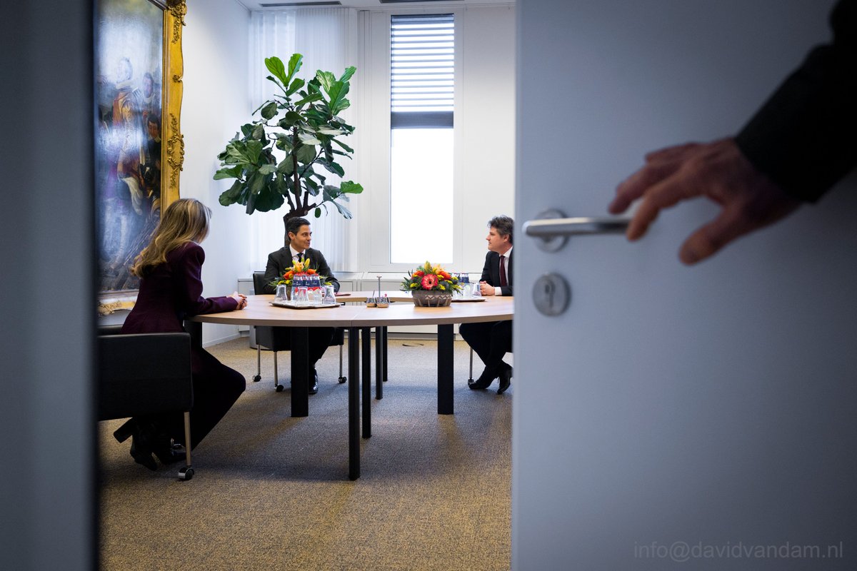 David van Dam tweet media