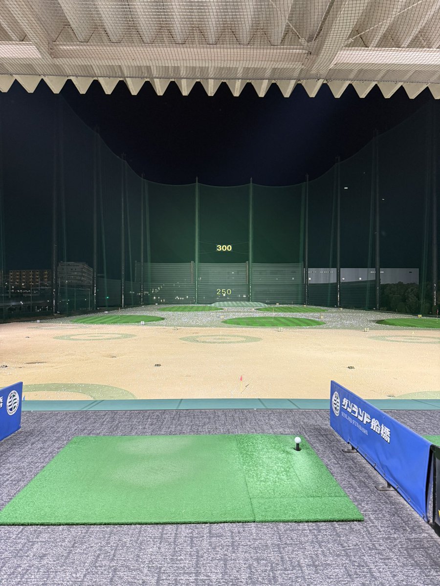 oki765LT's tweet image. 背筋がスイングに耐えられない
スポーツクラブだと思って頑張る😤