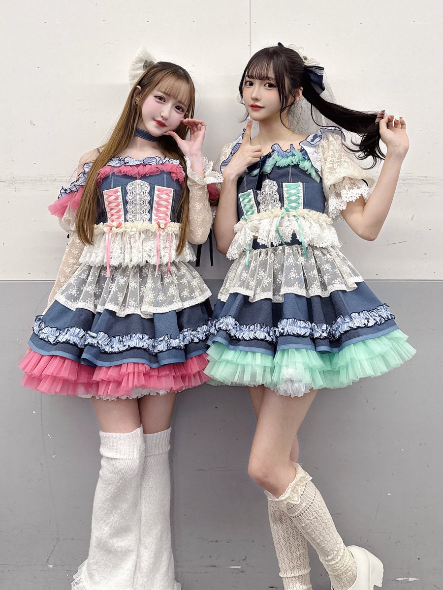 歌舞伎町でライブしてた お姉さんグループ興味ある…？