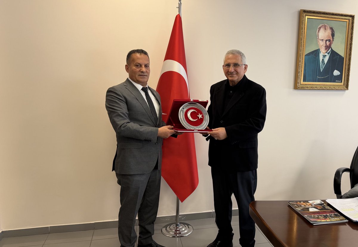 Ankara Büyük Şehir Belediyesi Genel Sekreteri Sn Serdar İDELER’i makamında ziyaret ettik.
Sn Serdar İDELER’e nazik misafirperverliğinden dolayı teşekkür ederim. <a href="/abbbasin/">Ankara Büyükşehir Basın</a> <a href="/AnkaraBBSK/">ANKARA BÜYÜKŞEHİR BELEDİYESİ SPOR KULÜBÜ</a>