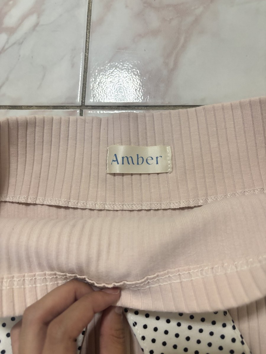 mxampp's tweet image. ส่งต่อ  Amber 280 รส.💗 #ส่งต่อgiltmonboutique #ส่งต่อเสื้อผ้ามือ2 #ส่งต่อcintage  #ส่งต่อstylist #เสื้อผ้ามือสองสภาพดี