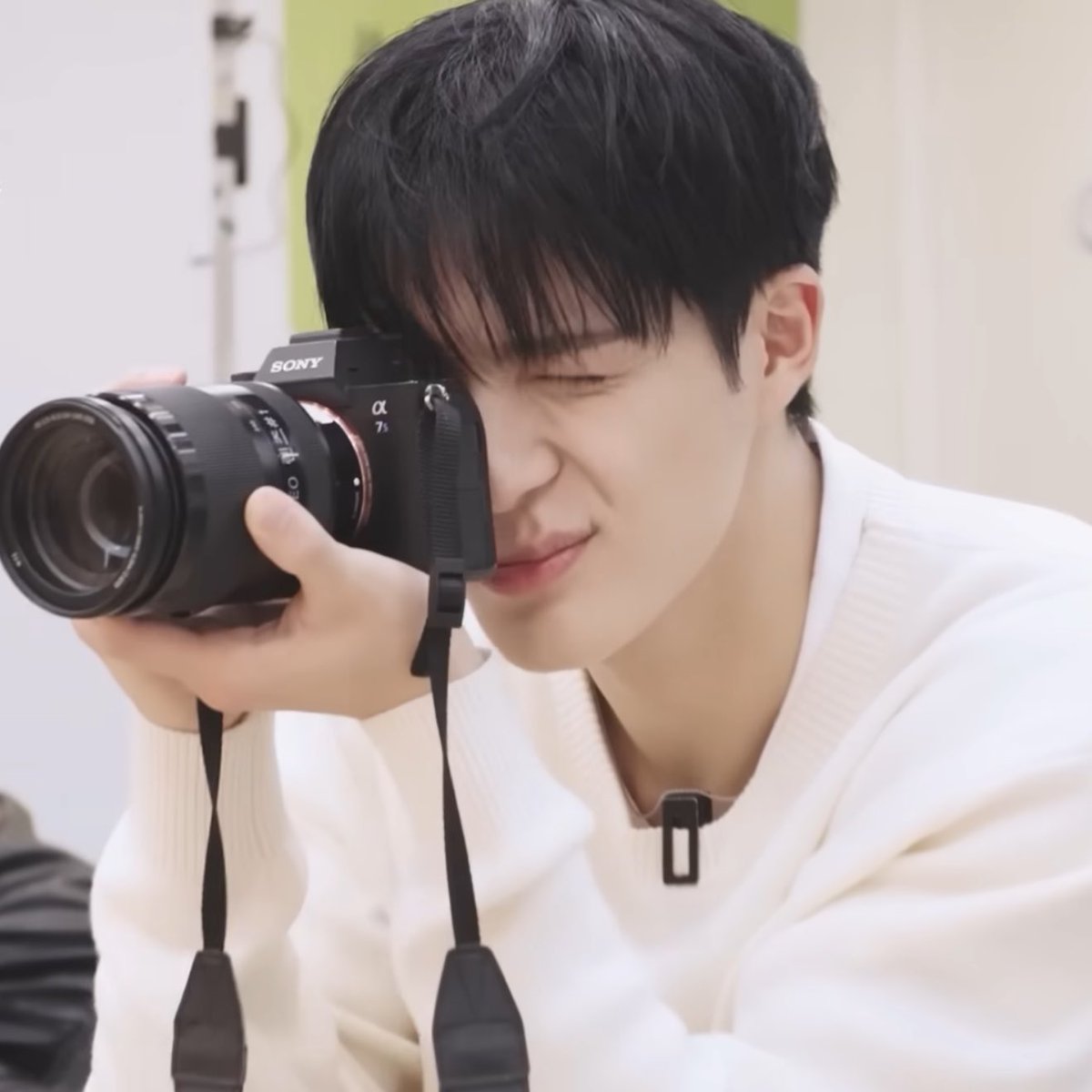 apicecheeses's tweet image. ตากล้องน่ารักจัง